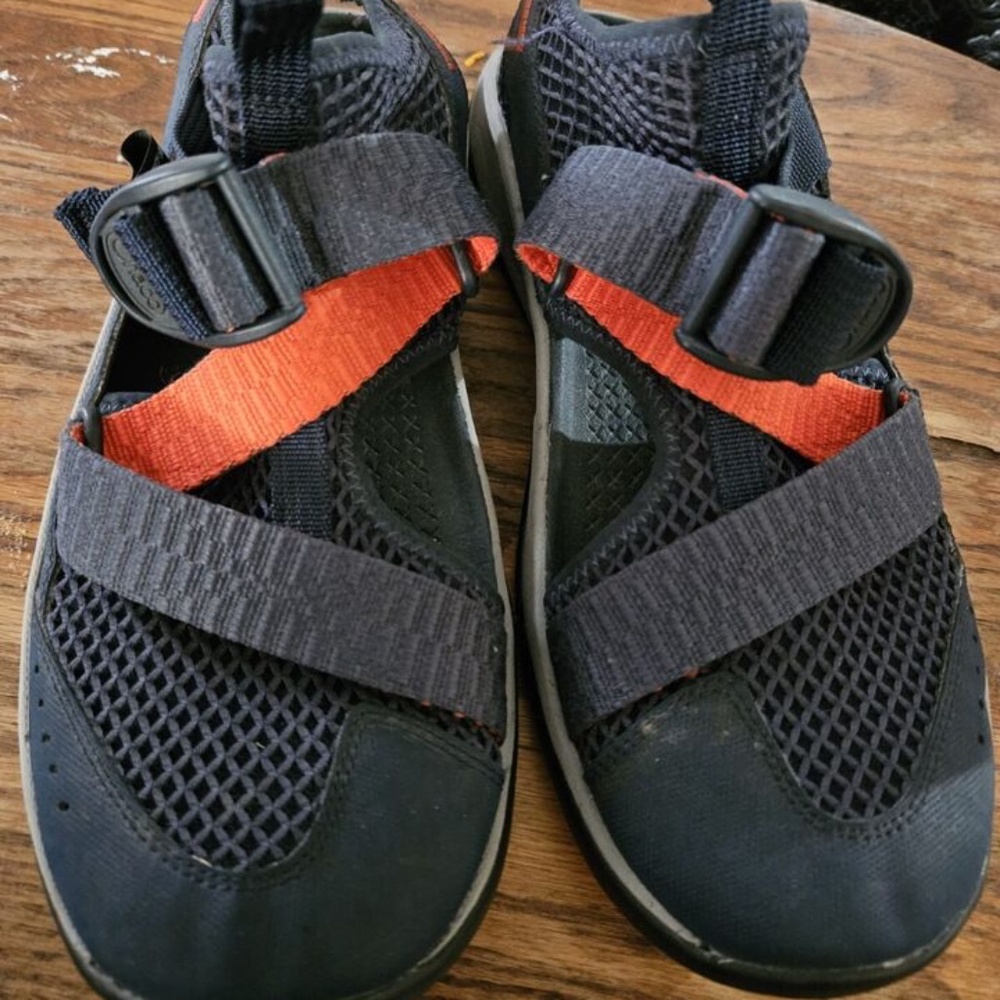 Chaco Odyssey all terrain hiking sandals Marine blue size 8 J106467